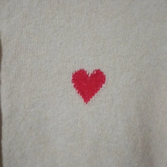Old Navy ❤️ Heart Button Front Cardigan Size Small NWT - Picture 3 of 9